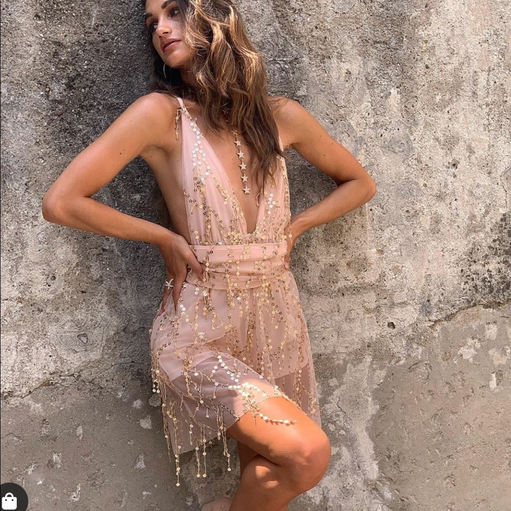 ‘ESTRELLA’ Deep-V Neck Sparkle Romper - Picture 3 of 8